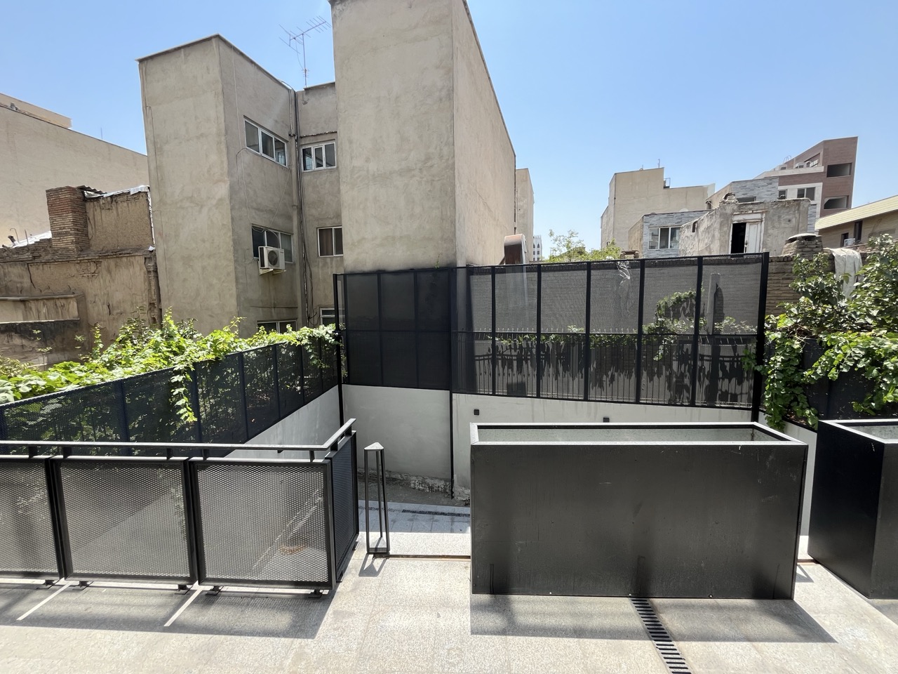 نمای بیرونی ۰۶ — نمای بیرونی